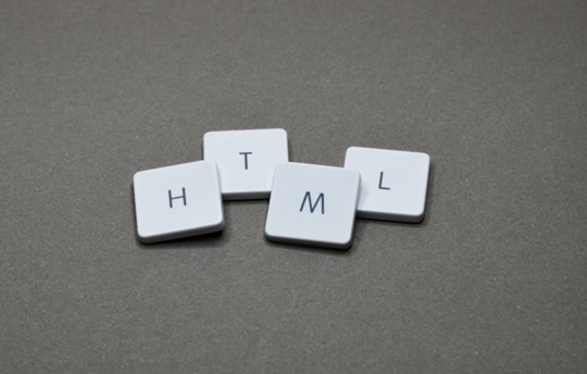 HTML, CSS, Javascript 중 HTML의 역할
